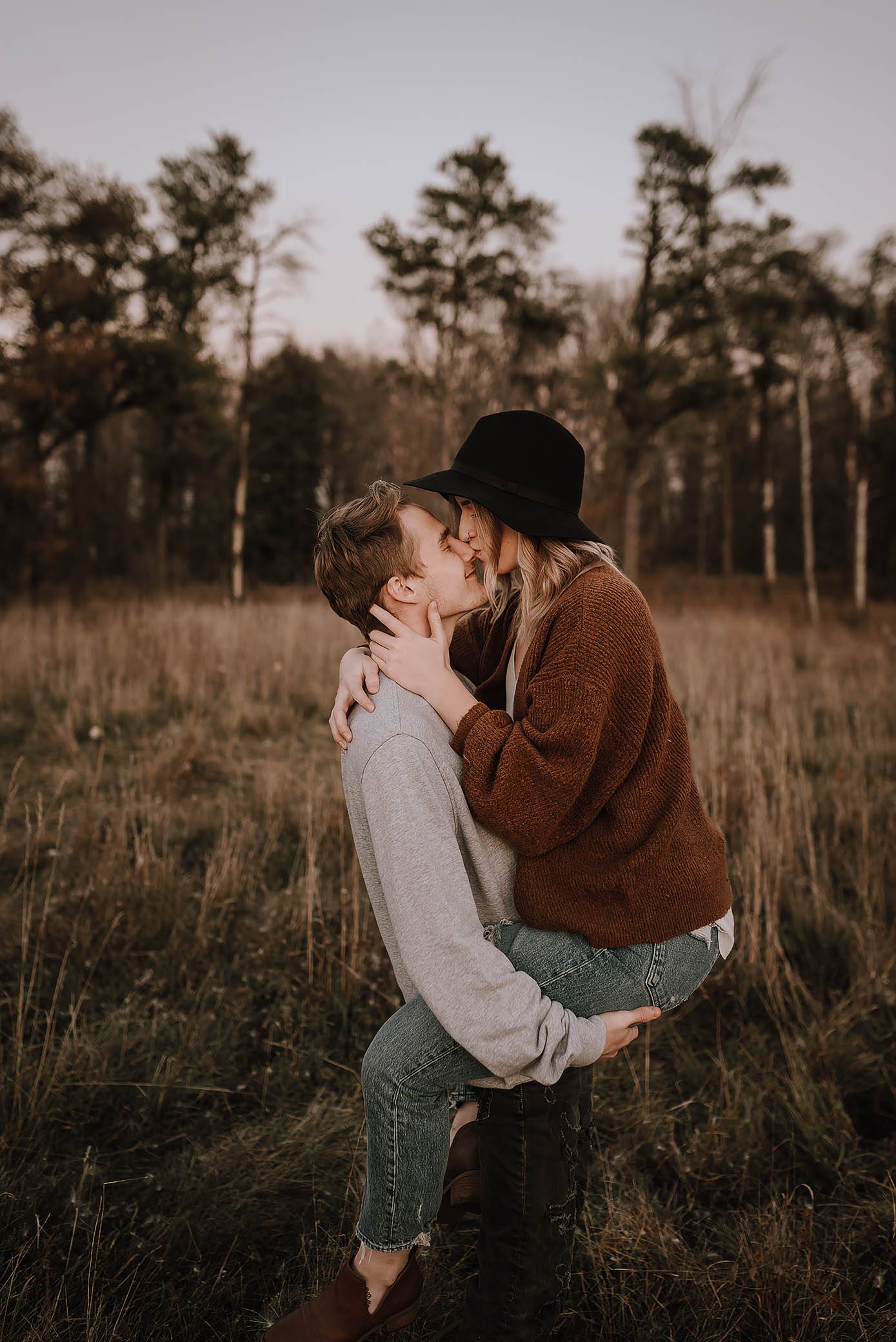 sunset couple shoot