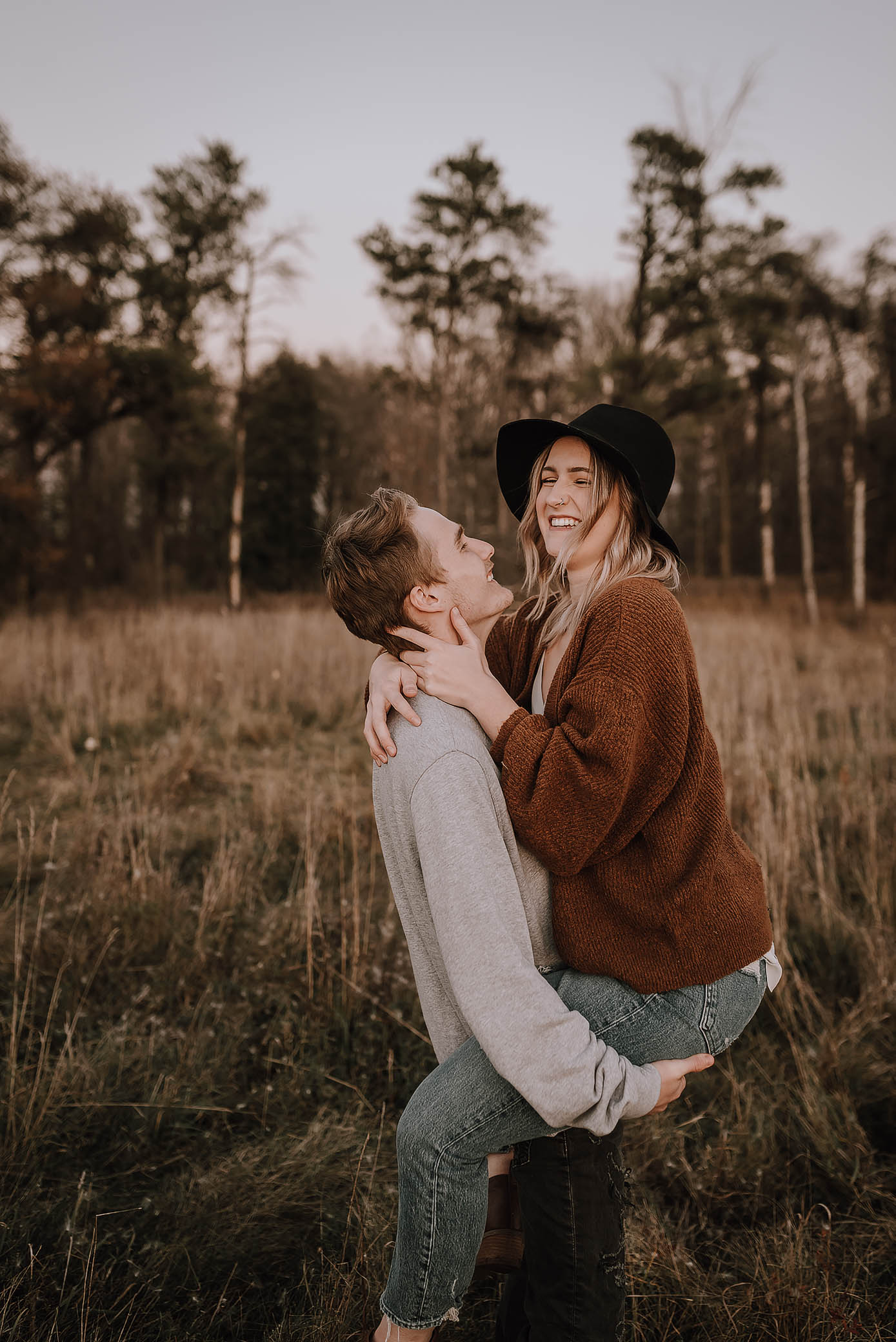 sunset couple shoot